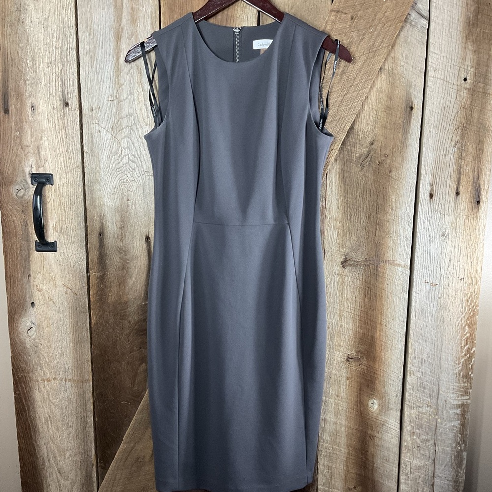 Calvin Klein Gray Sleeveless Sheath Dress Size 6
